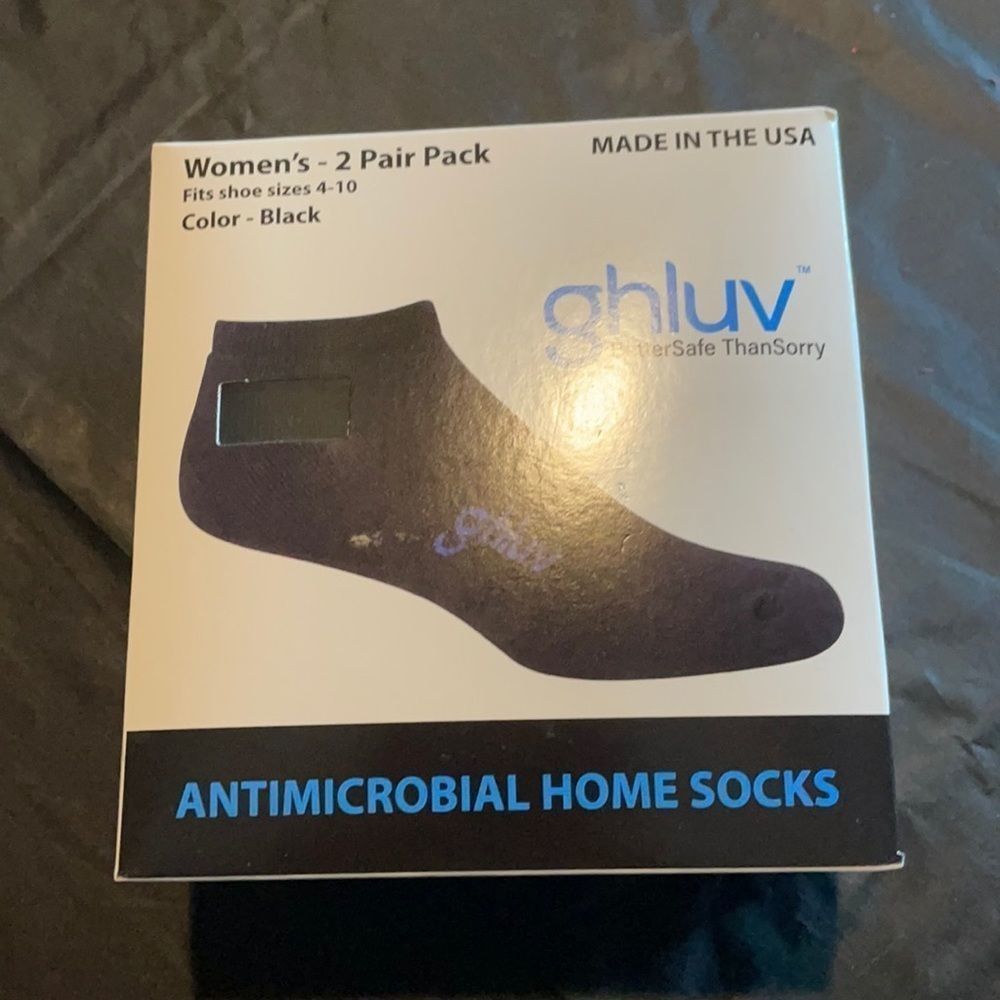 Antimicrobial home socks